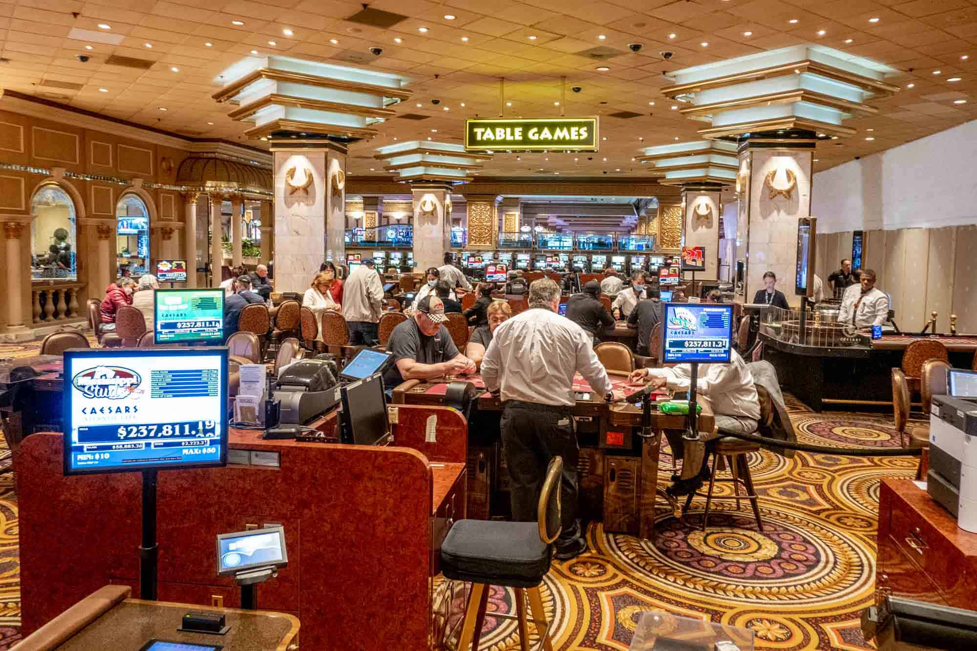 Dijital Poker Oyunlarında Zirveye Ulaşmak
